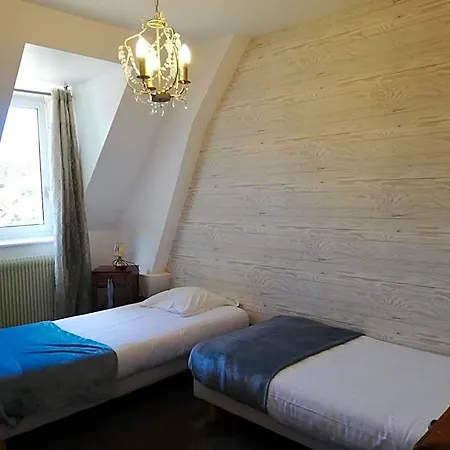 Chateau Les 4 Saisons Hotel 3*