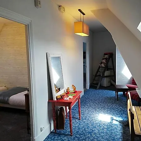 Chateau Les 4 Saisons 3*